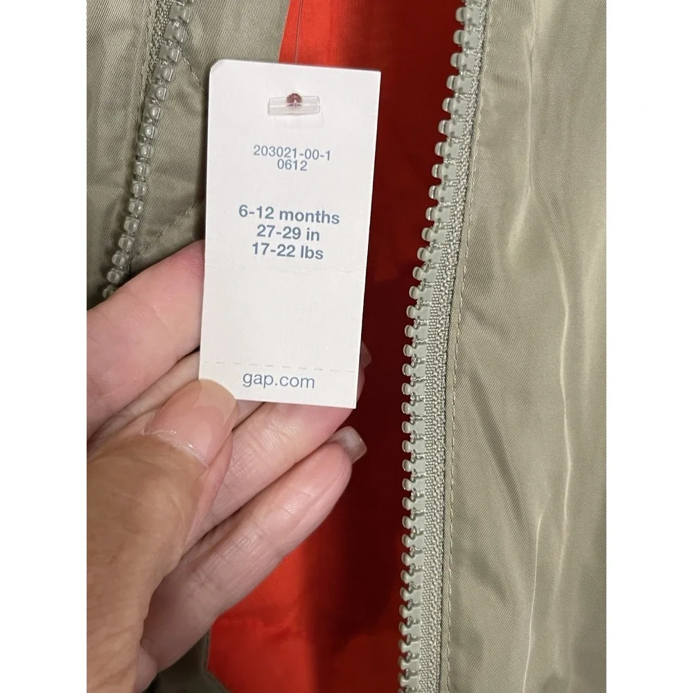 NWT Authentic Baby Gap 6-12 Mth Warmest Water Repellent Winter Flight Snowsuit